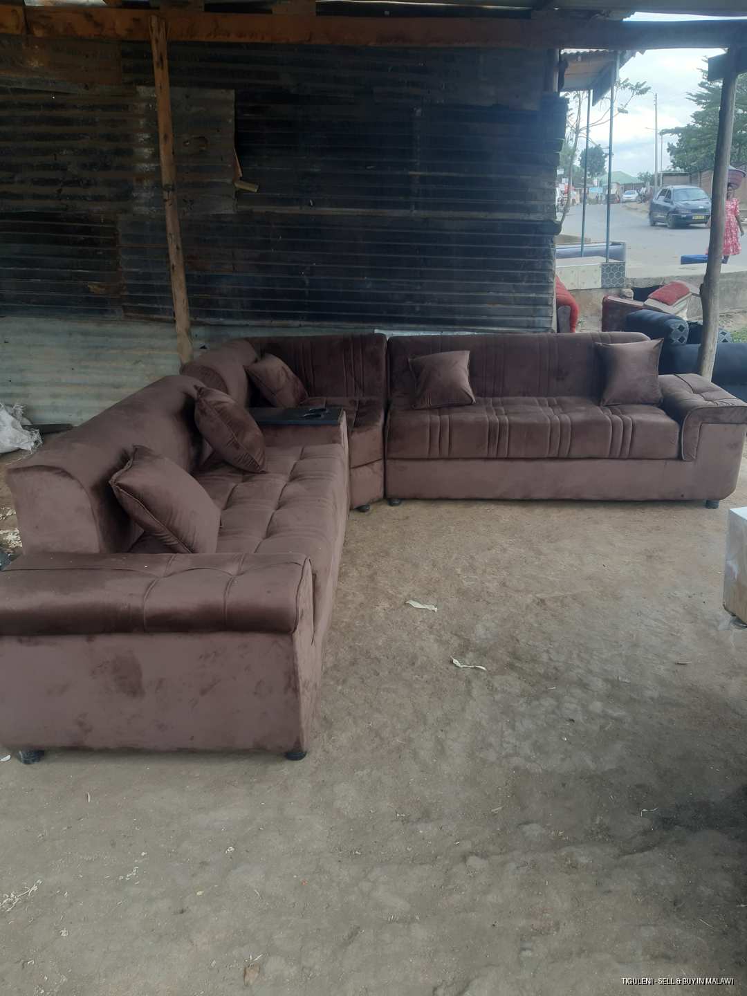 L-Shape Chair